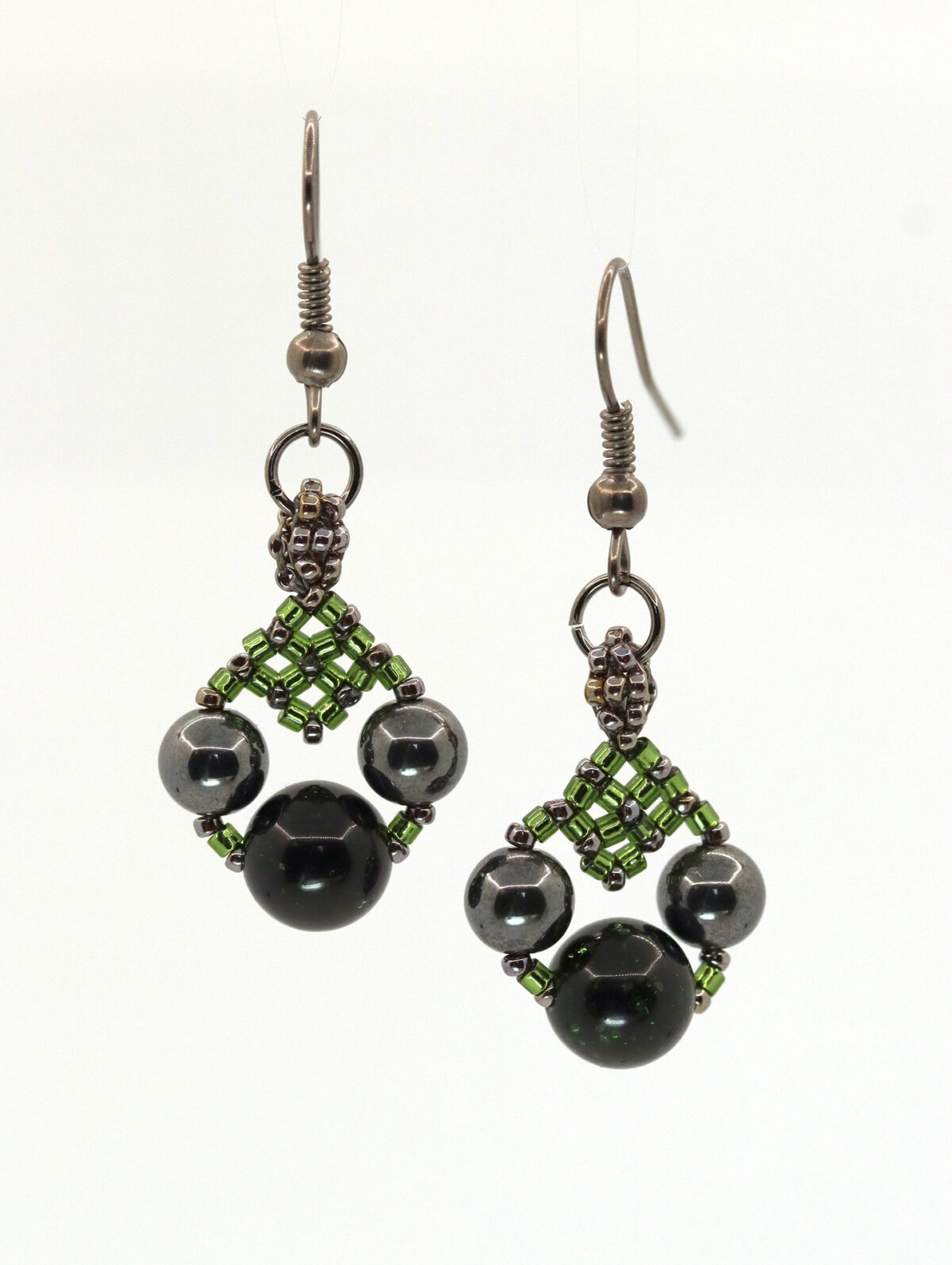 Green Goldstone & Hematite Woven Drop Earrings