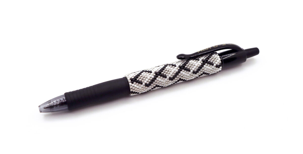 Black & White Diamond Pen Wrap