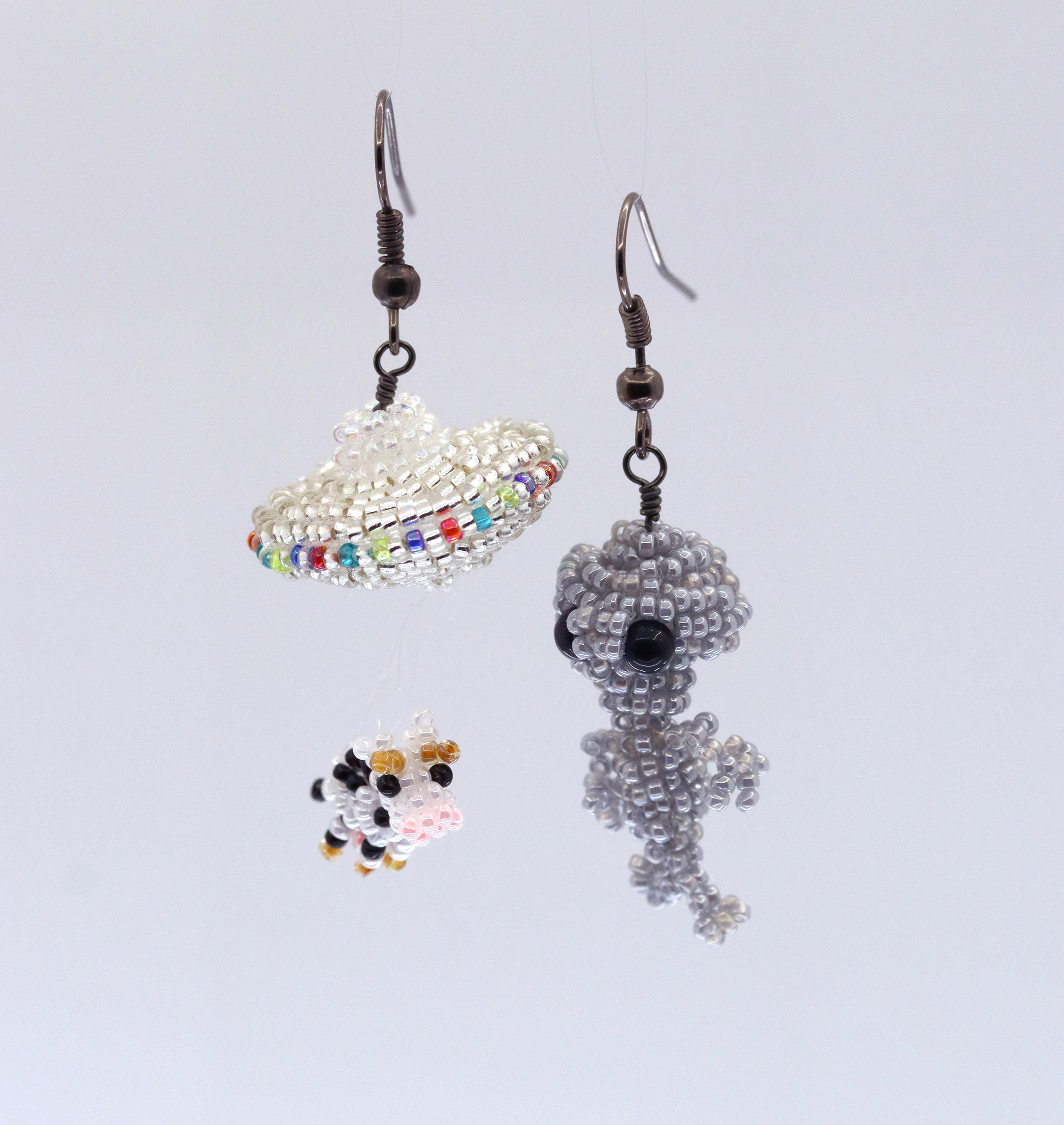 3D Alien & Spaceship Abducting a Cow